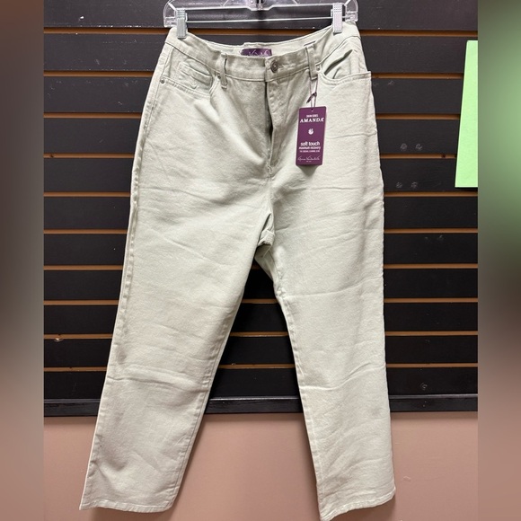 New Gloria Vanderbilt Amanda Soft Touch Pants in Light Green - Picture 1 of 3